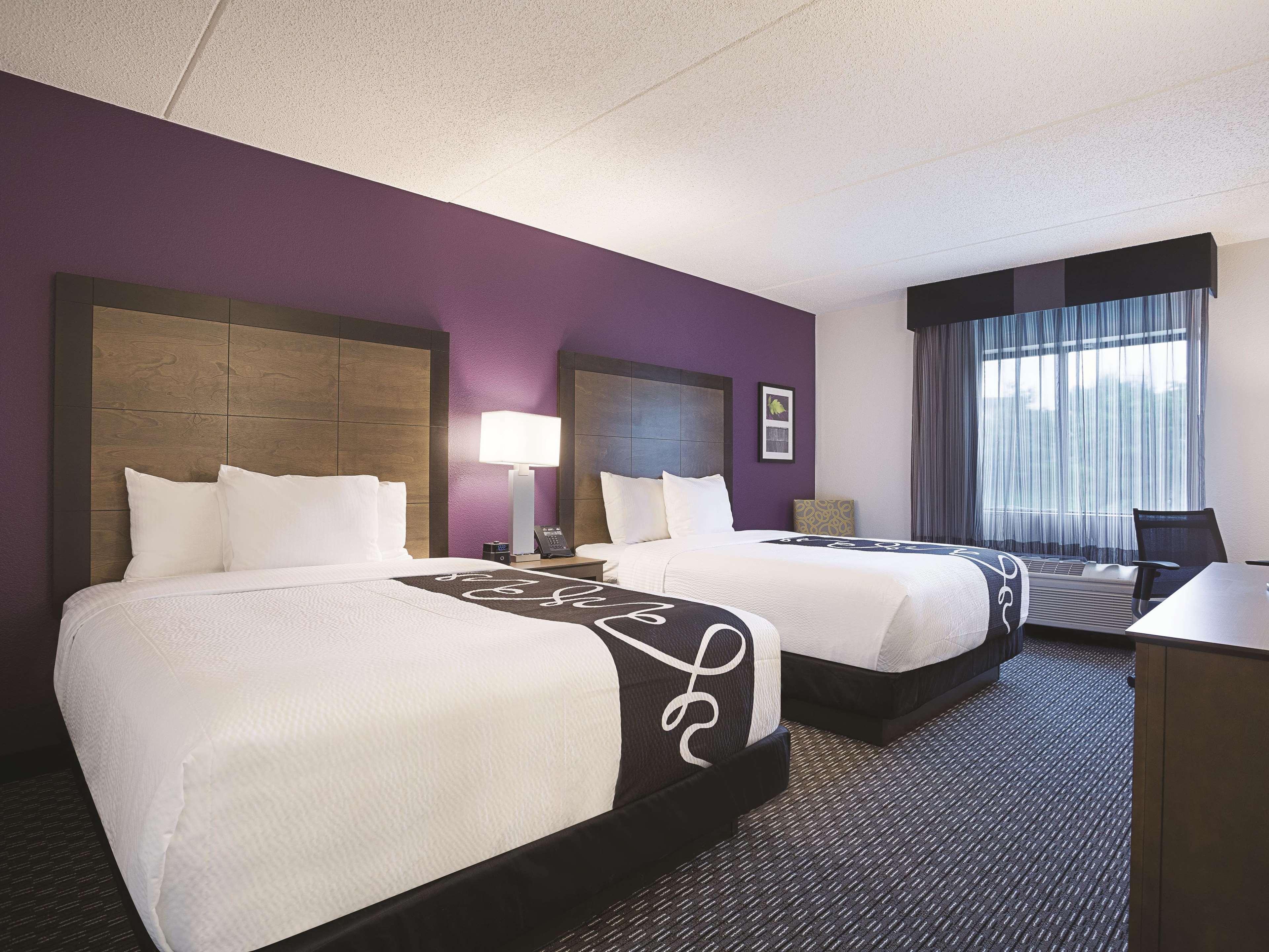 La Quinta By Wyndham Baltimore BWI Airport Линтикам Экстерьер фото