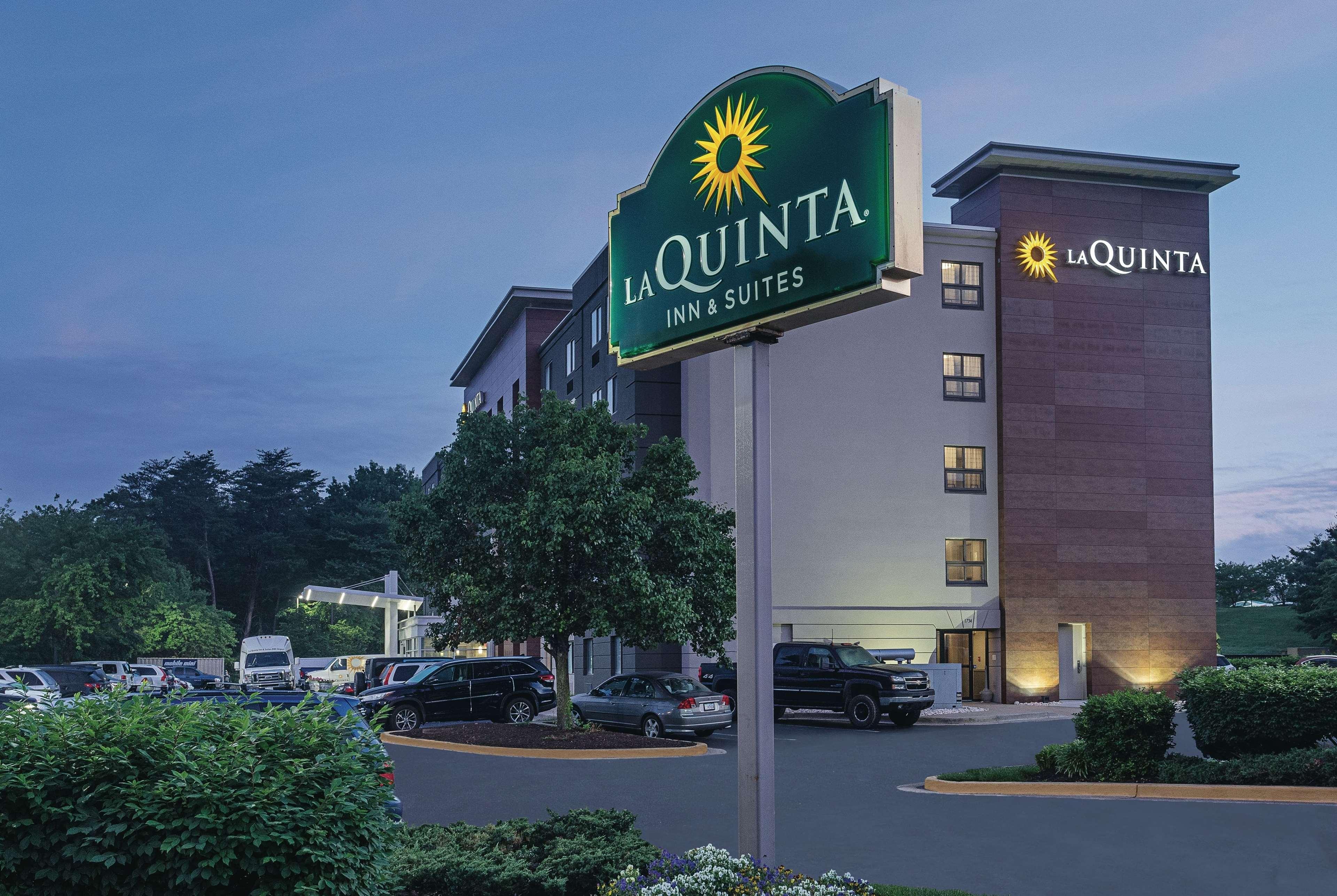 La Quinta By Wyndham Baltimore BWI Airport Линтикам Экстерьер фото