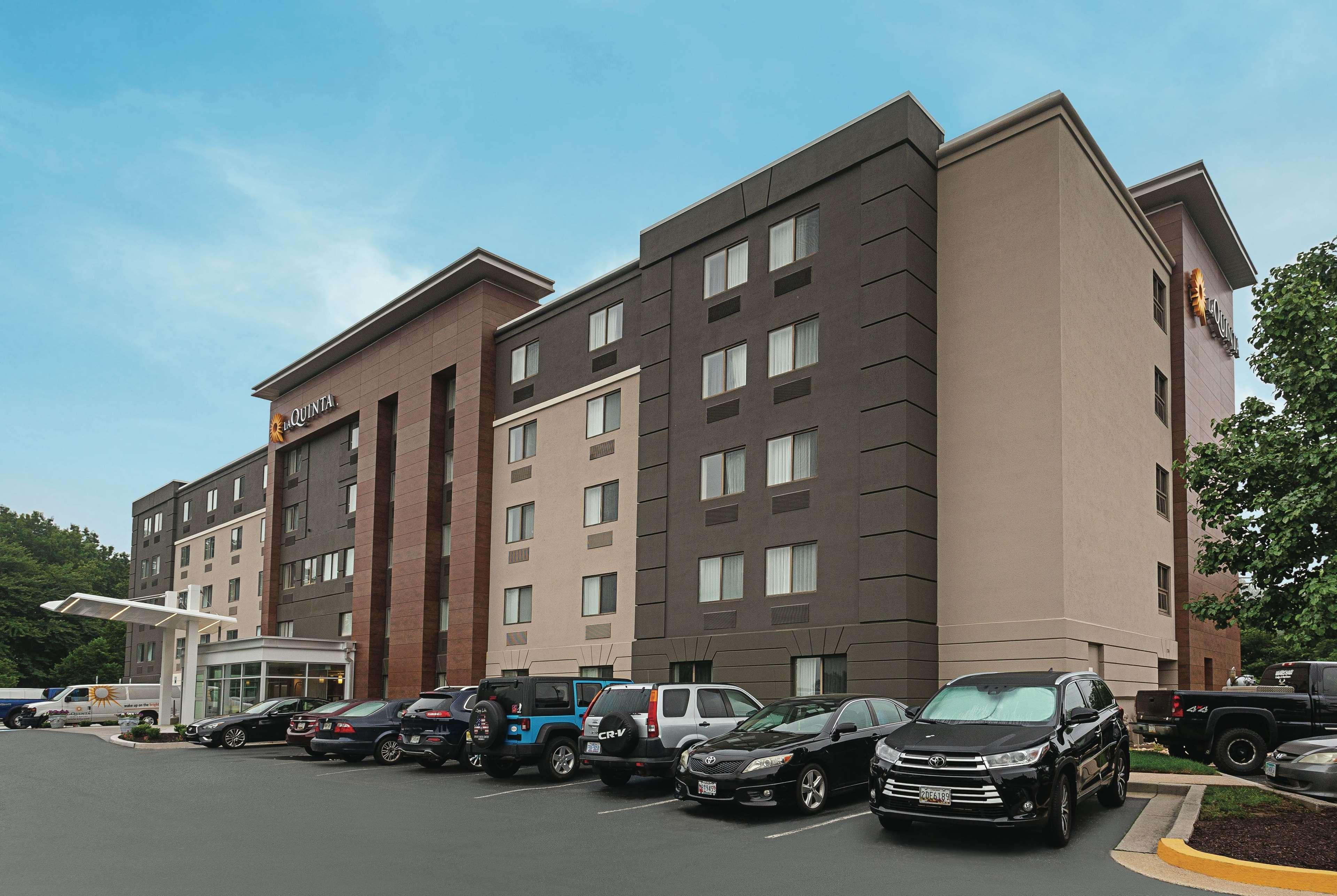 La Quinta By Wyndham Baltimore BWI Airport Линтикам Экстерьер фото