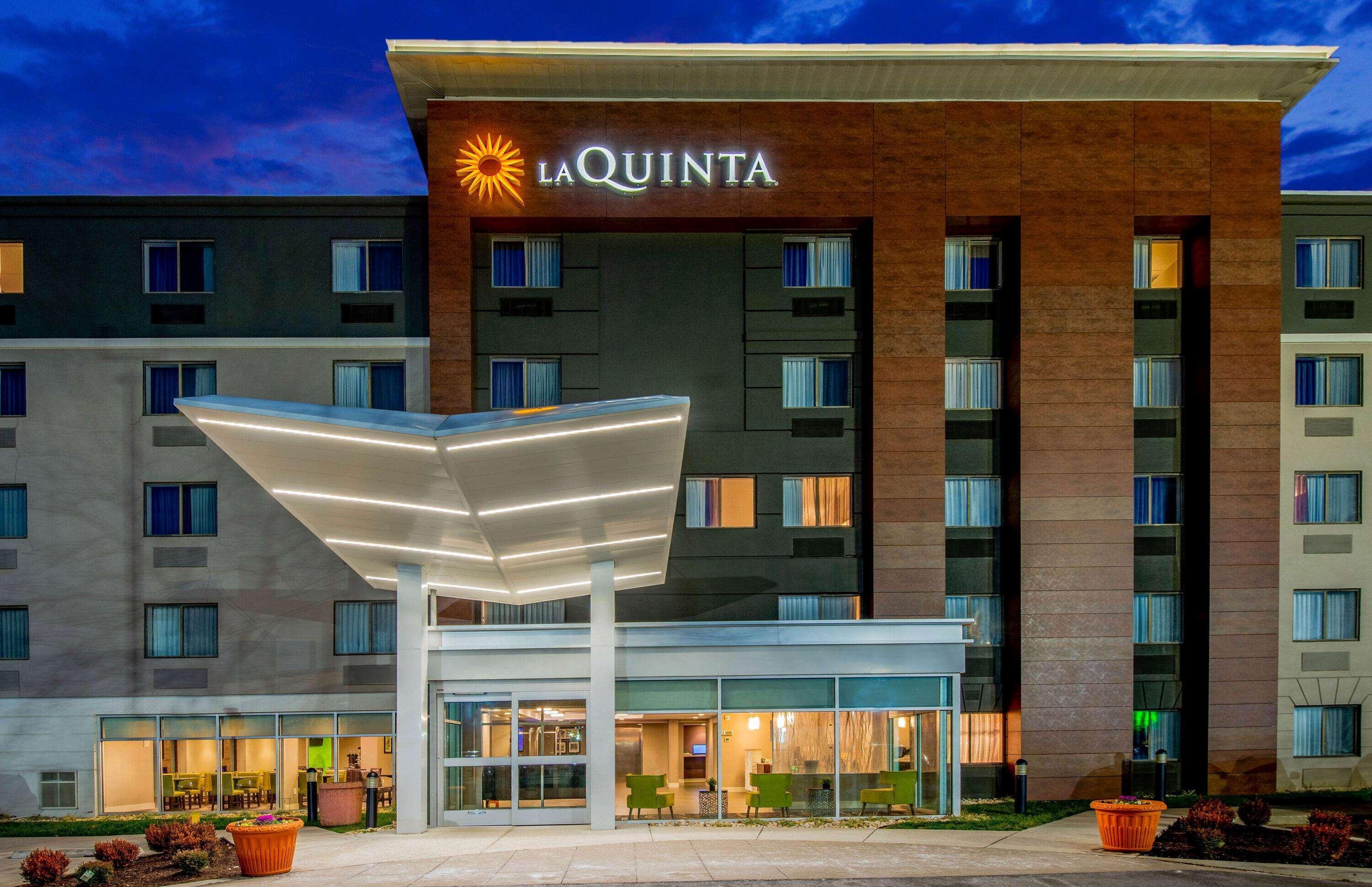 La Quinta By Wyndham Baltimore BWI Airport Линтикам Экстерьер фото