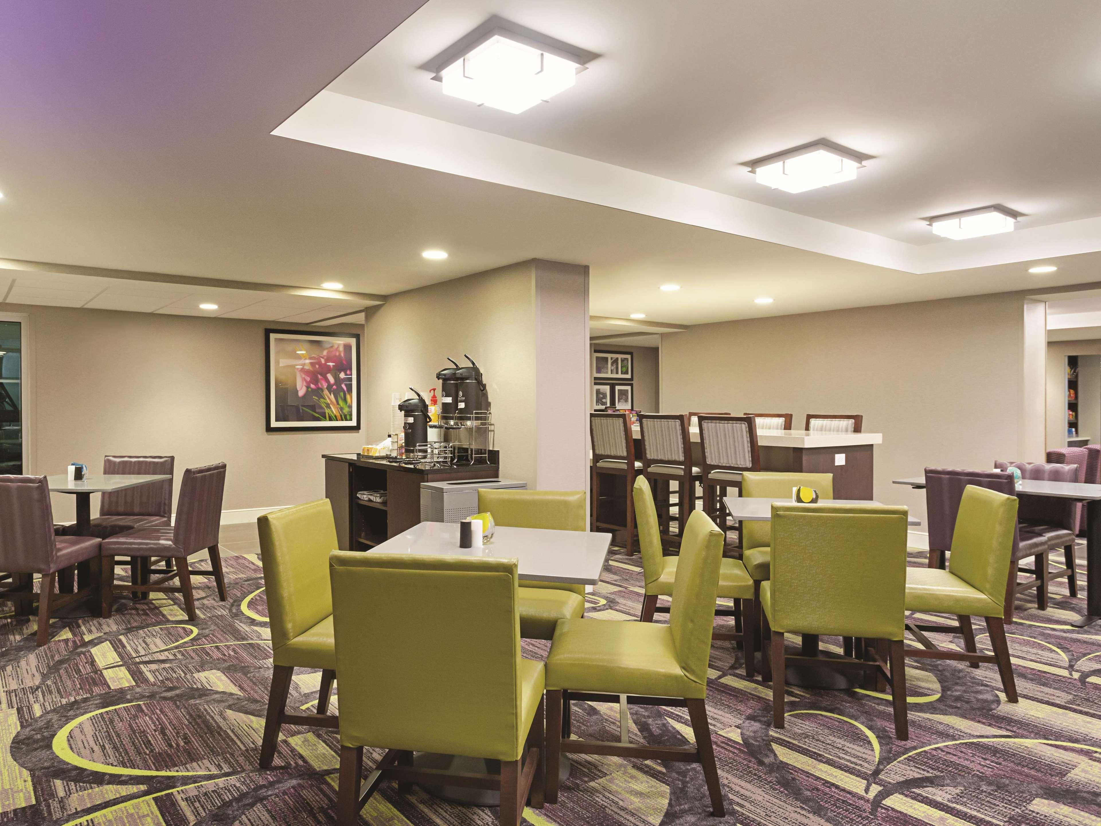 La Quinta By Wyndham Baltimore BWI Airport Линтикам Экстерьер фото