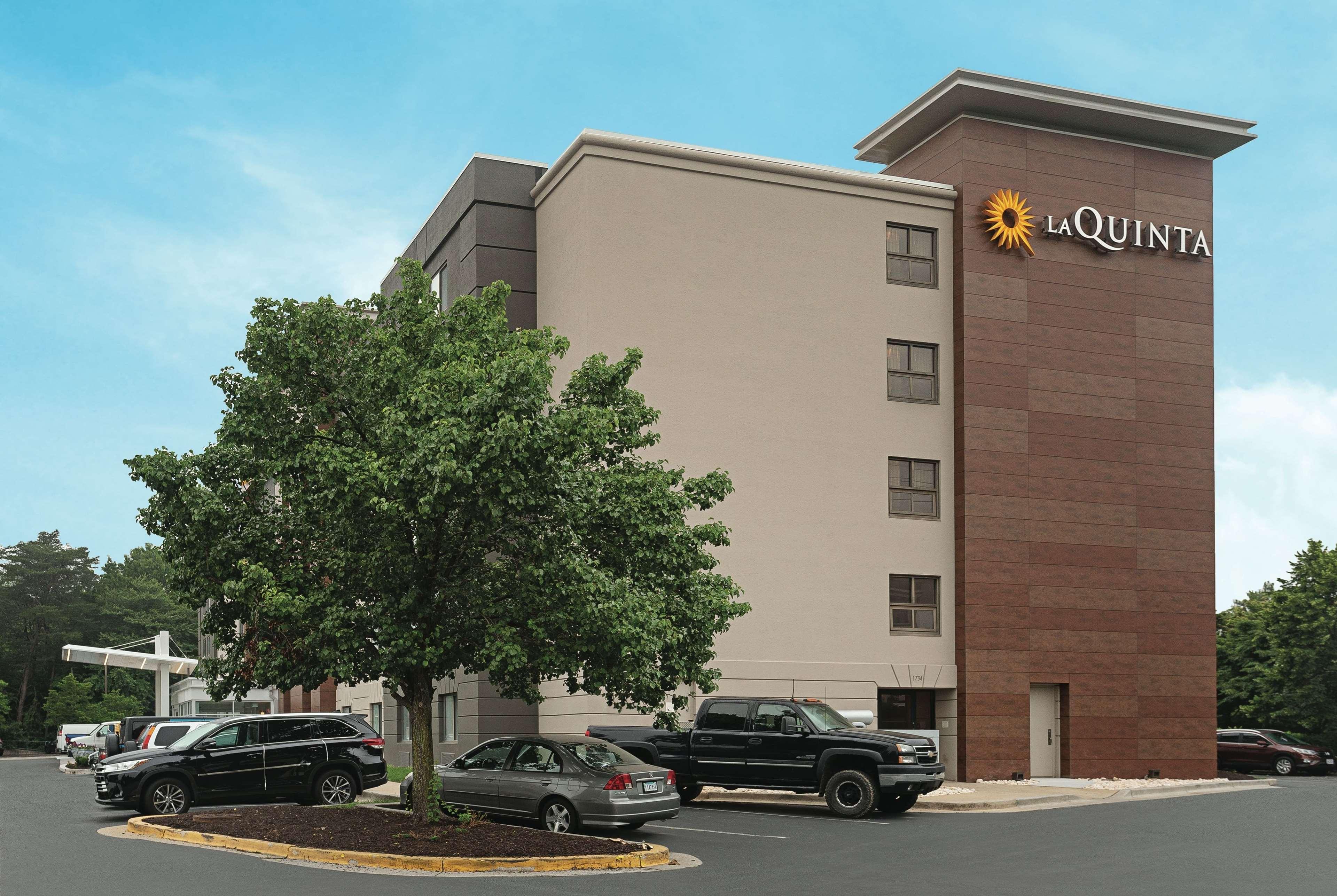 La Quinta By Wyndham Baltimore BWI Airport Линтикам Экстерьер фото